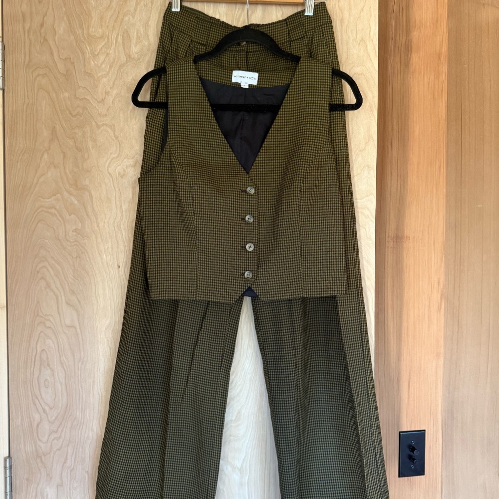 Whimsy & Row Two-Piece Suit in Hunter Gingham